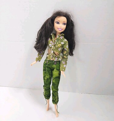 Mattel Barbie MY SCENE My Room Getting Ready Nolee Doll Mattel Outfit  Fashion