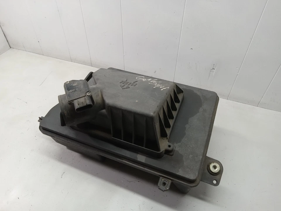 Chevrolet Malibu 2004-2008 medidor de flujo de aire másico con caja de filtro de aire OEM, 336-02556 Foto 4 de 4