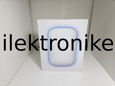 Open Box Ubiquiti UniFi Network Wave 2 Wall Plug Wi-Fi Extender UDM-B-US