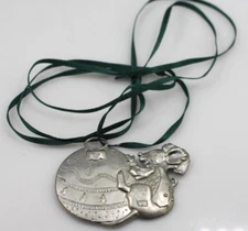 Kirk Stieff Pewter Mouse Christmas Ornament 2.5 Inches USA Holiday green Ribbon