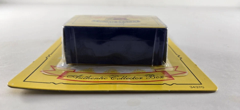 1995 Moko Lesney Genuine Matchbox Originals No. 4 (34370) Blue Tractor - Image 2 of 4