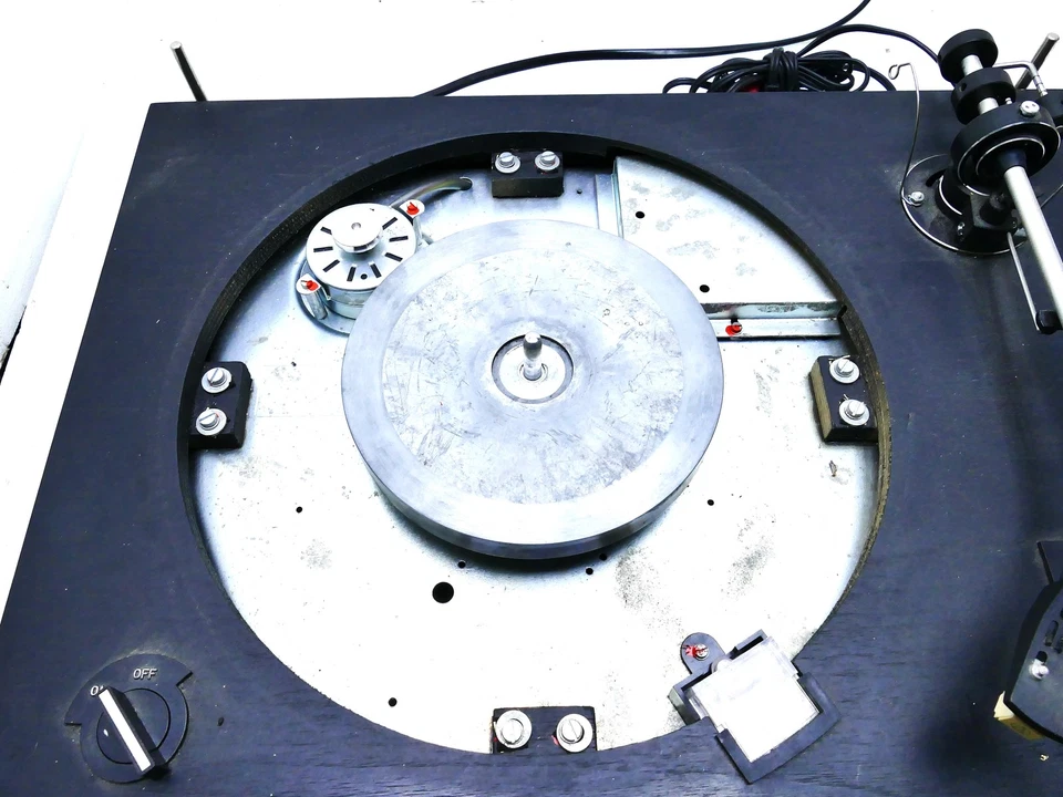 Lenco L450 Plattenspieler Riemenantrieb Vintage Hifi Projekt 33 45 RPM - Bild 1 von 3