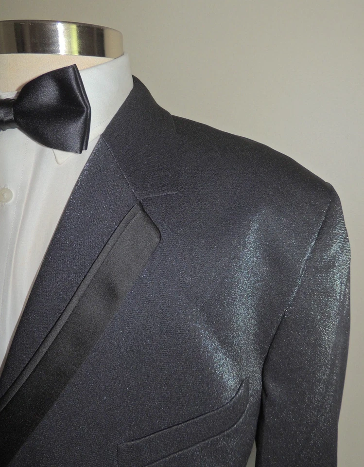 MEN'S CLAIBORNE GRAY METALLIC POLY BLEND 3 BUTTON TUX COAT SIZE 48R - Image 3 of 4