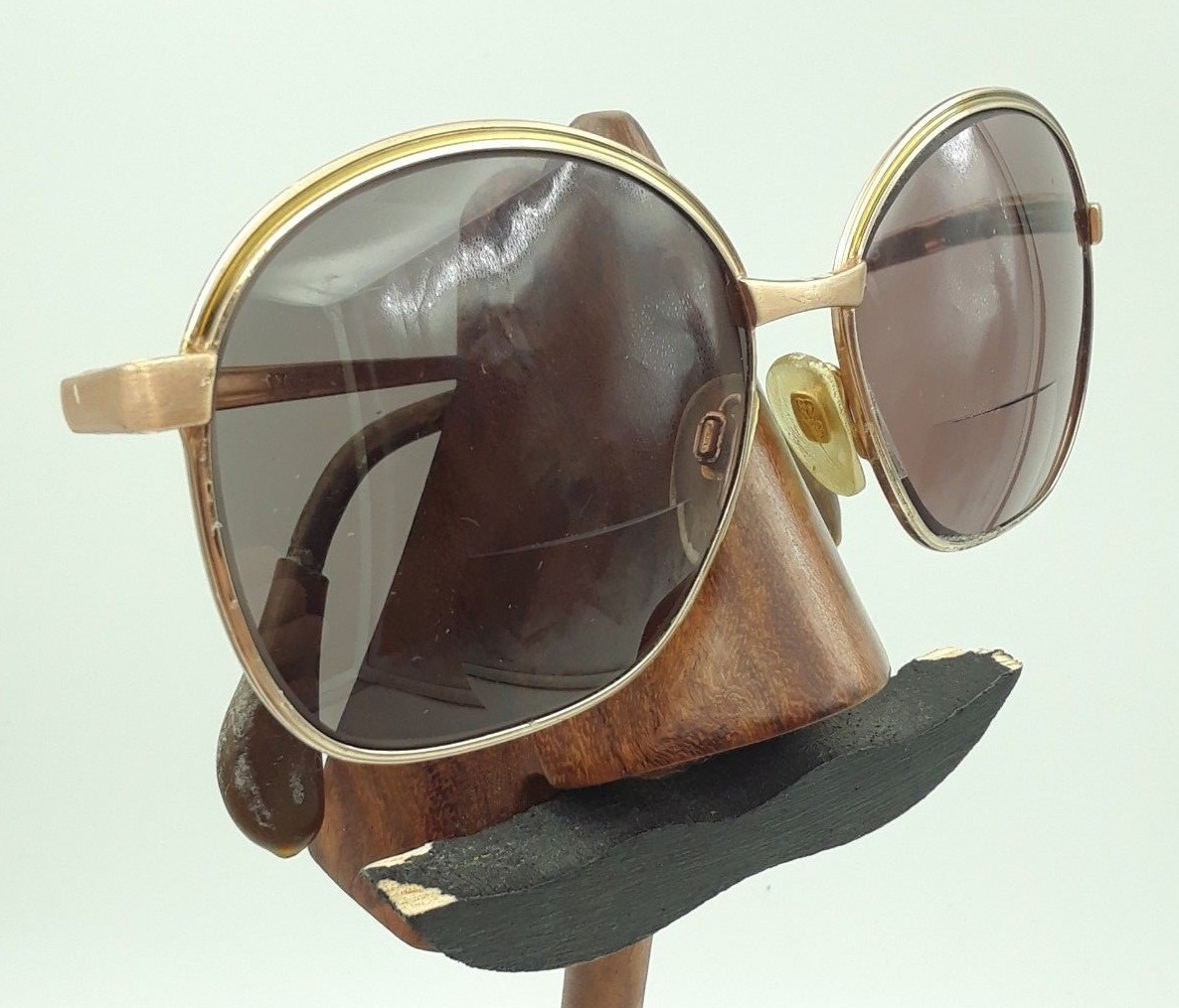 Vintage Menrad 346-7 Gold Metal Round Butterfly Sunglasses FRAMES