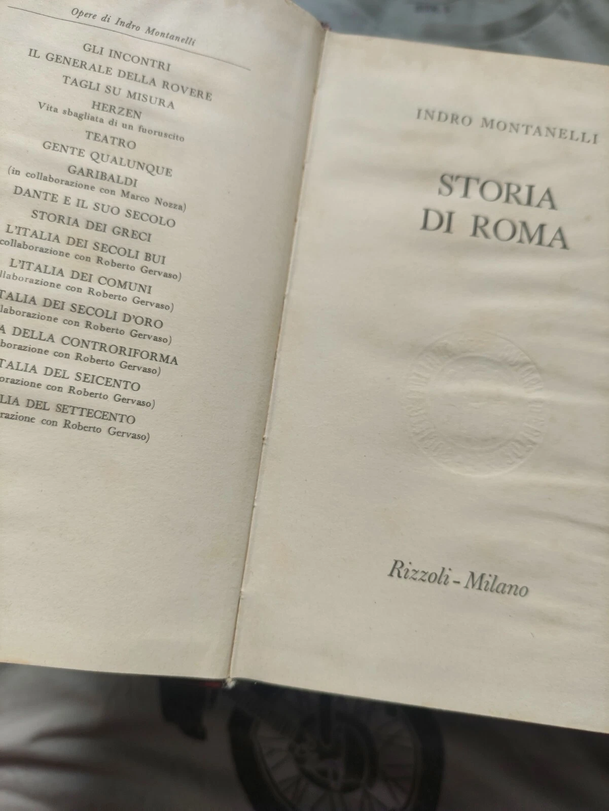 Foto 8 di 21