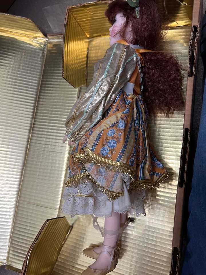 Muñeca coleccionable Robin Woods “Coppelia” 20” - Como nueva Foto 4 de 4