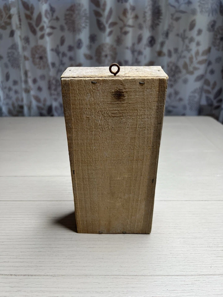 Caja de sombra rústica gaviotas sentadas en el muelle Foto 4 de 4