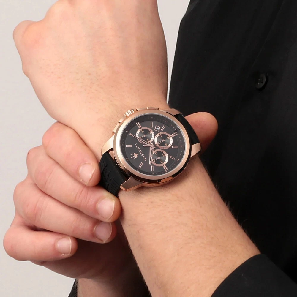 Maserati Successo Black Dial And Rubber Strap Men Watch 