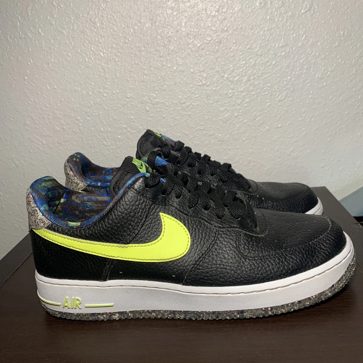 Nike air force top 1 black and volt