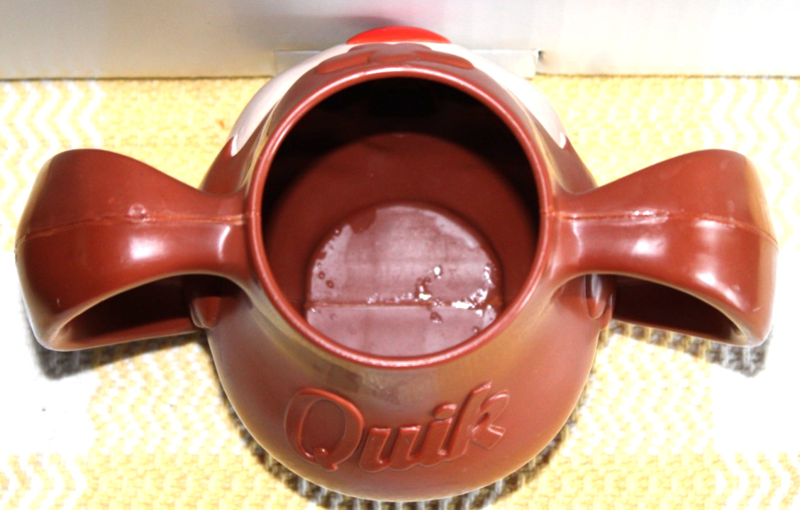 Vintage NESTLE NESQUIK QUIK BUNNY Plastic Mug Cup Chocolate Milk 1979 Quicky 