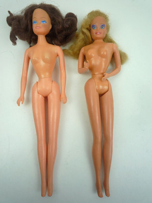 VINTAGE 70ER-80ER TWIST & TURN BARBIE PUPPE MIT KLON OHNE KLEIDUNG MATTEL 1966