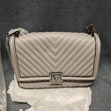 Victoria  s Secret Quilted Crossbody Hand Bag Shoulder Bag Grey, NWT