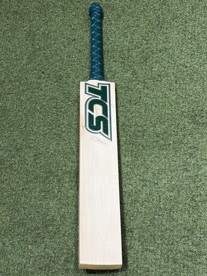TCS Classic Cricketschläger (2 Pfund 11 Unzen) - halbovaler Griff - volles Profil!