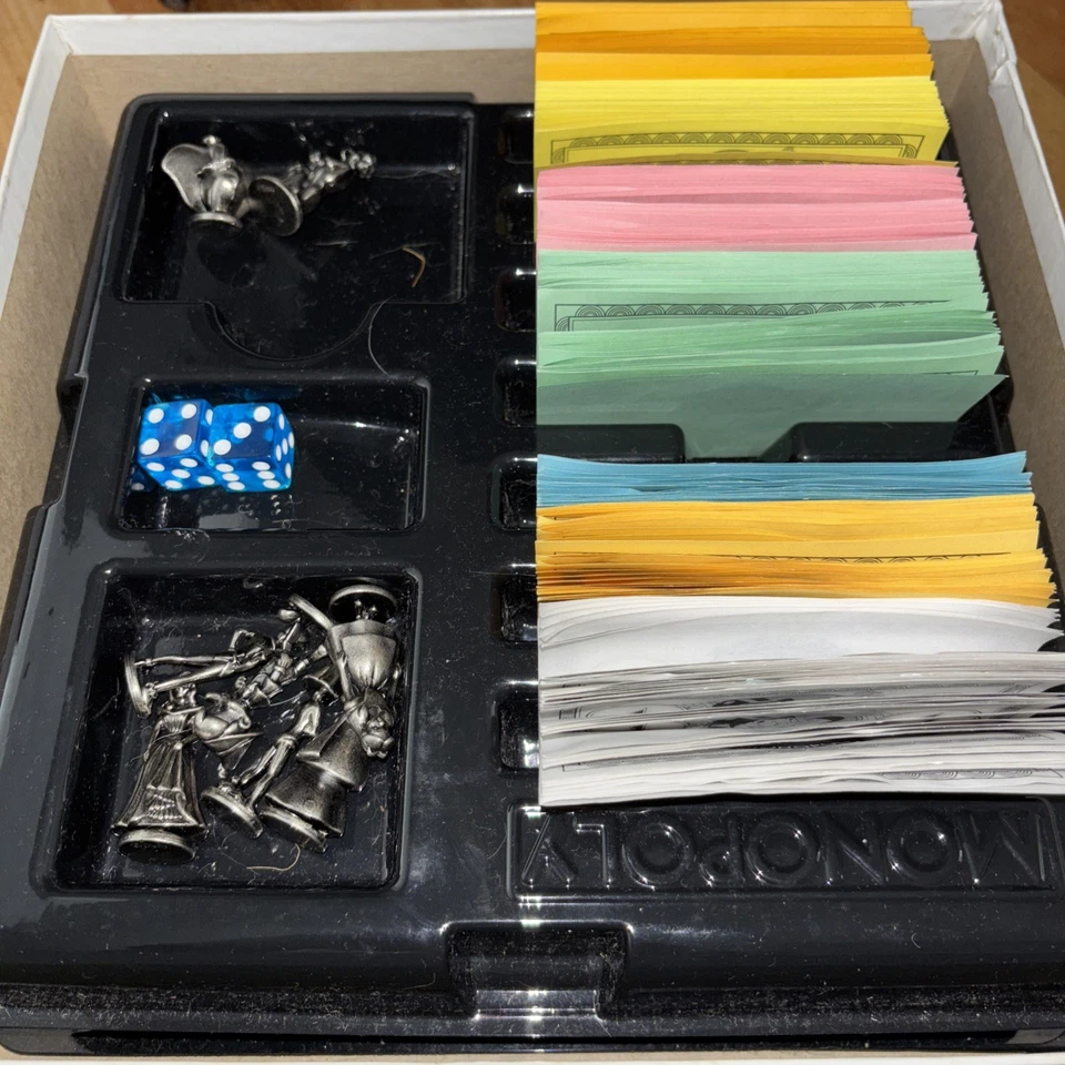 Monopoly The Disney Edition  2001 Parker Brothers Vintage Board Game  - Image 3 of 4