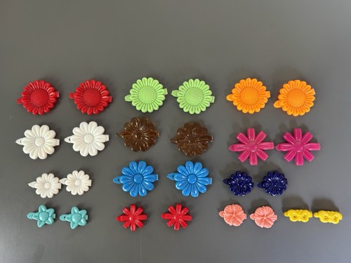 Vintage Baby Girls Plastic Barrettes Hair Clips Flowers Butterfly Lot Of 26 Pc.