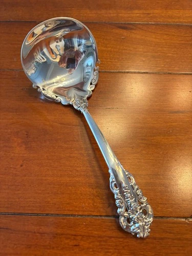 MINT 6.5" WALLACE GRANDE BAROQUE GRAVY LADLE SPOON STERLING SILVER GRAND SERVER