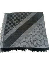 GUCCI women's Scarf Shawl Stole wrap Wool silk Made in Italy Gray and Black GG