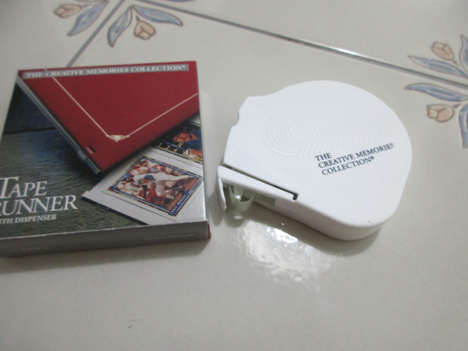The Creative Memories Collection: Tape Runner with White Dispenser NIB
