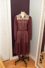 Vintage 50s House Dress w/ Laced Collar