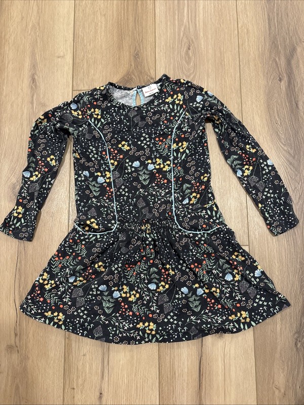 Hanna Andersson Girls Knit Dress Size 10 140 cm Black Wildflower Dress