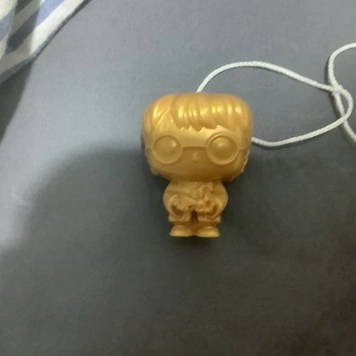NEW SUPER RARE Kinder Limited Edition Gold Harry Potter Funko Pop Joy VT401 K