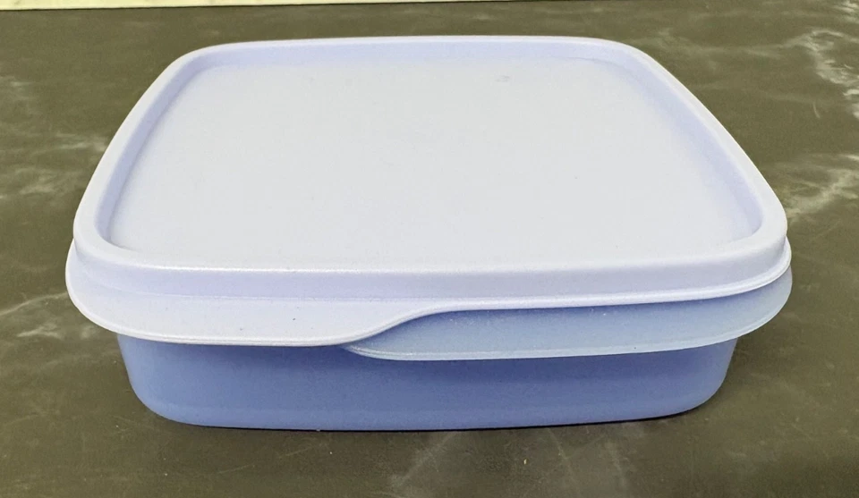 Contenedor Tupperware Lunch-It, caja estilo Bento con tapa hermética de fácil apertura Foto 3 de 3