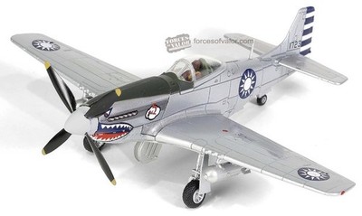 Forces of Valor MUSTANG P-51 D ROCA AIRCRAFT FIGHTER 7th SQUADRON 1:72