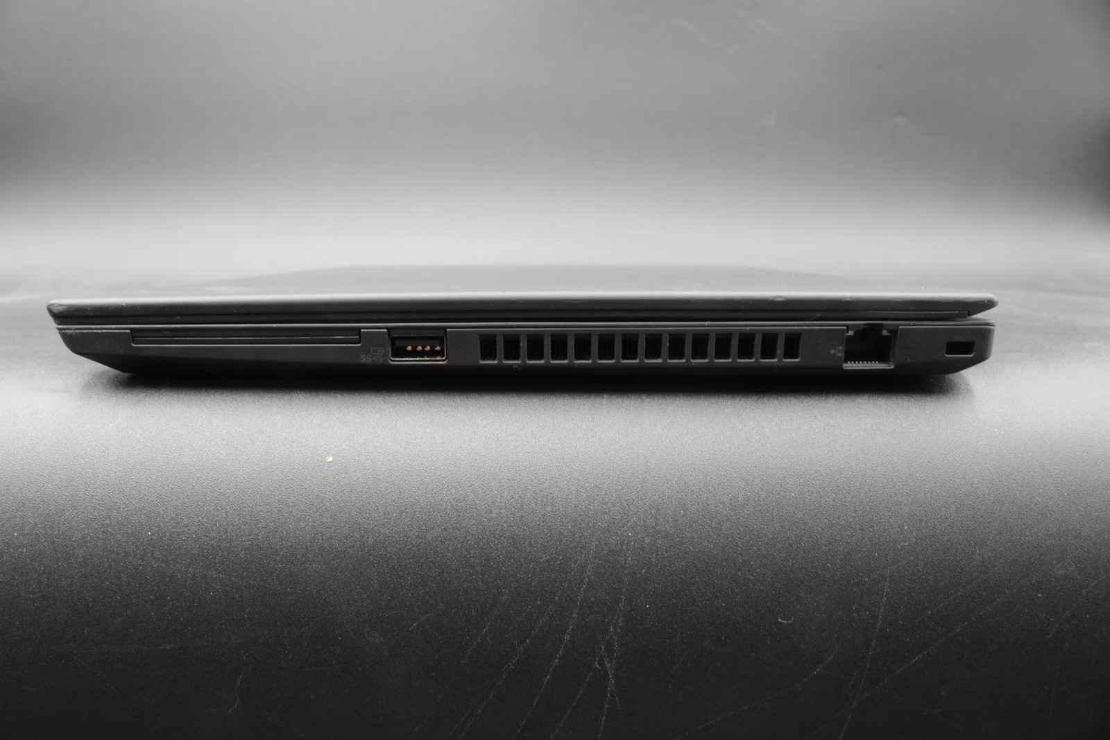 LENOVO ThinkPad 20S0004RUS, 13.9-Inch Laptop, with Intel(R) Core(TM) i7-10610U CPU @ 1.80GHz, Windows 11 Pro