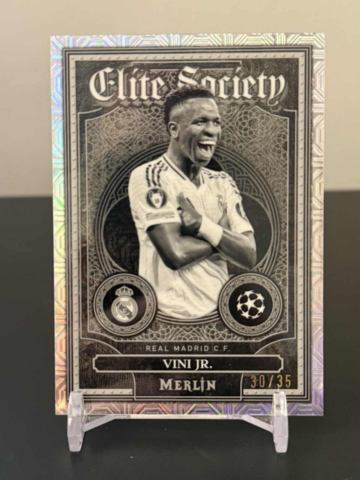 2024-25 Topps Merlin UEFA UCC - Elite Society Vini Jr. B&W Vintage Mojo /35 view 1