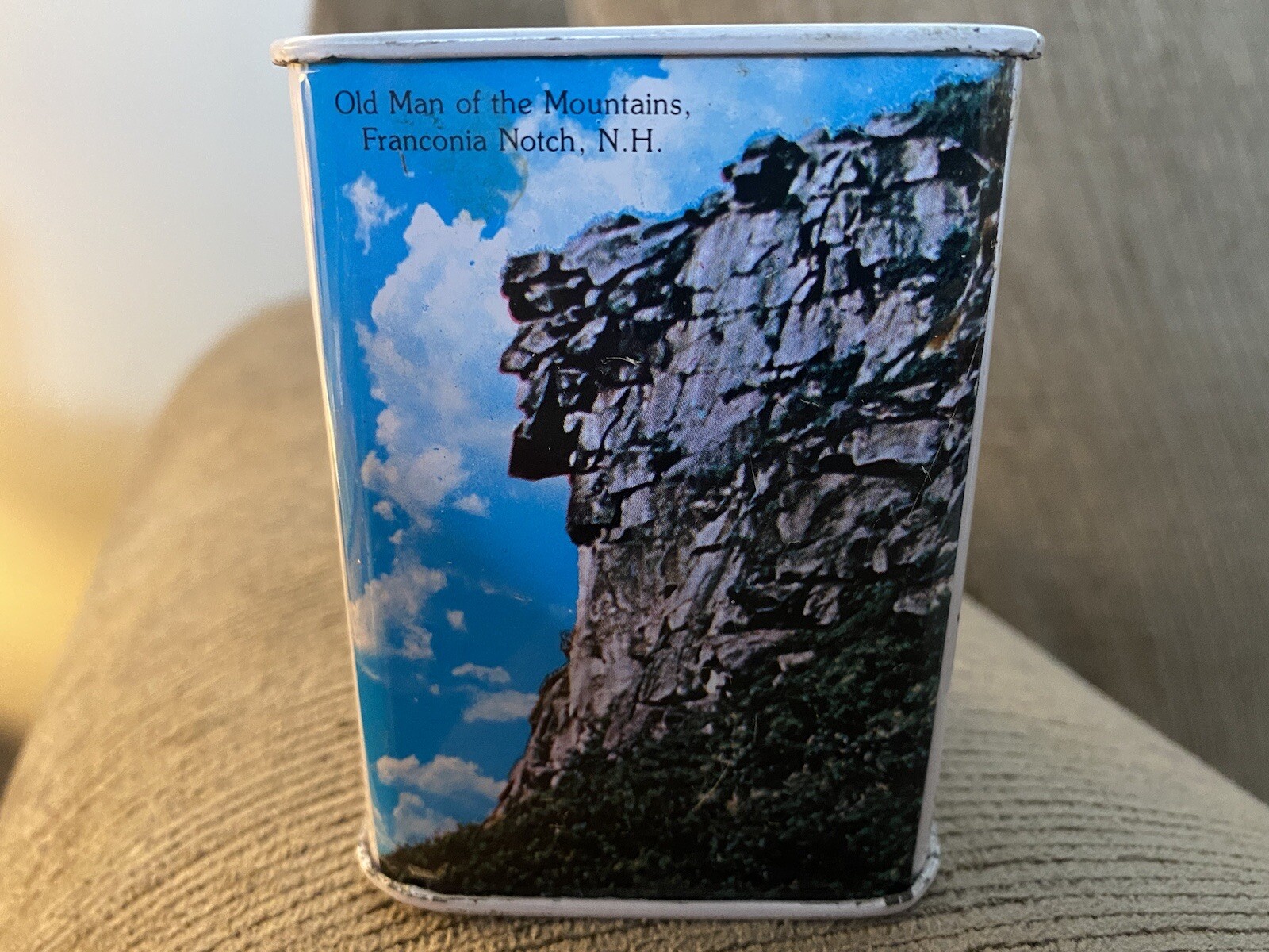 Vintage New Hampshire Tin Bank-Old Man Of The Mountain-Jackson NH Bridge