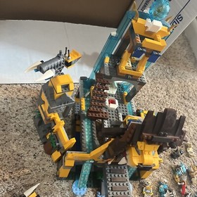 LEGO LEGENDS OF CHIMA: The Lion CHI Temple (70010) Read Plus Extra Mini figures