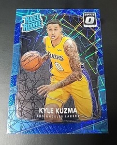 2017-18 DONRUSS OPTIC KYLE KUZMA ROOKIE BLUE VELOCITY RATED ROOKIE #174