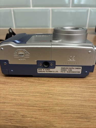 Samsung Digital Camera Digimax 210 2.1MP Silver Tested + Case + 32MB Memory Card - Picture 16 of 19
