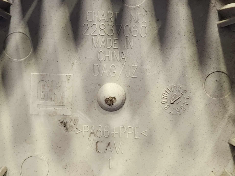 GMC Black Alloy Wheel Center Cap 3.5" Genuine OEM Part 22837060 Foto 3 de 3