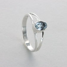 Oval BLUE TOPAZ Ring Multiple Sizes 925 STERLING SILVER Natural Gemstone 22e