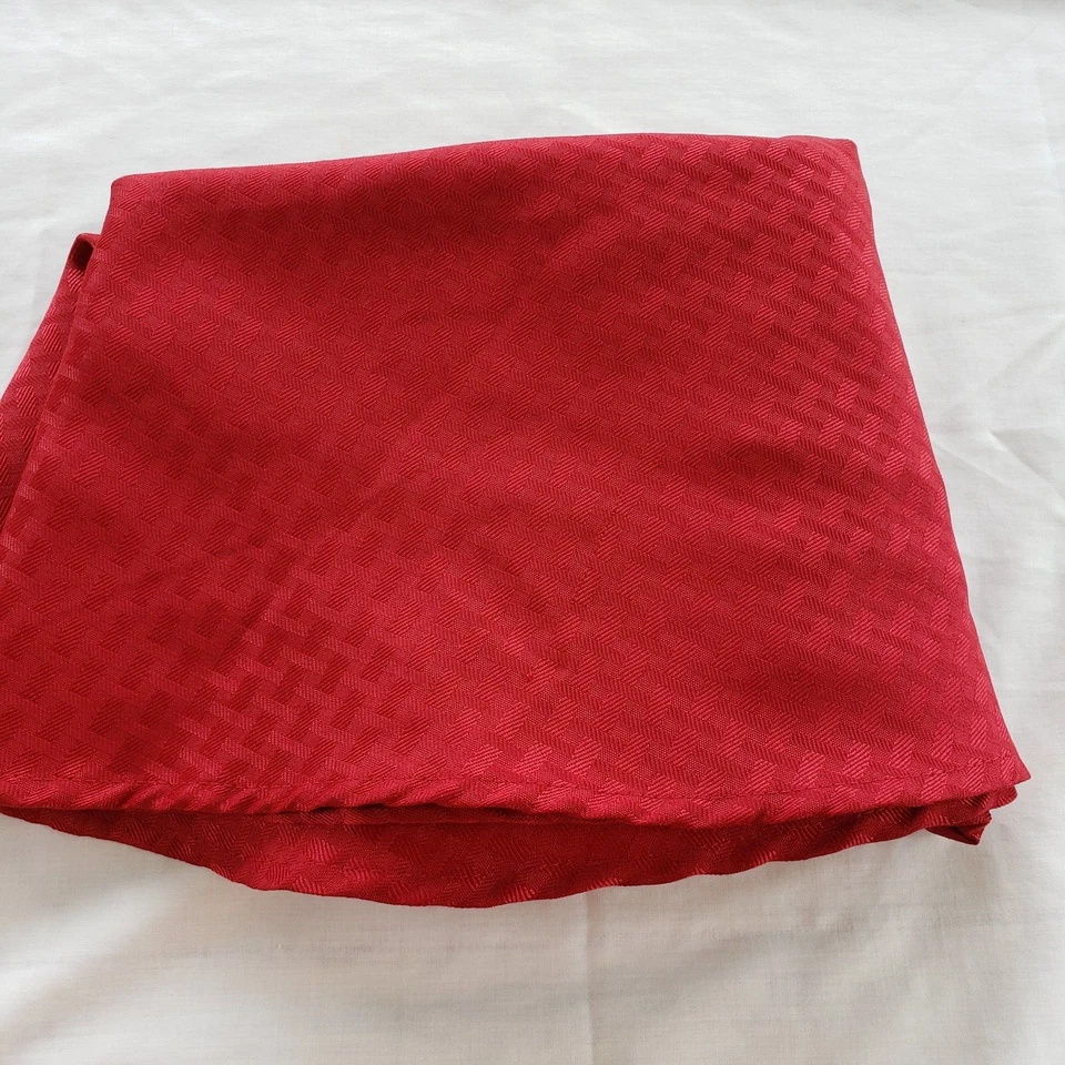 Mainstays Christmas Tablecloth 70” Round Red Basketweave Tonal Holiday Dining - Image 2 of 4