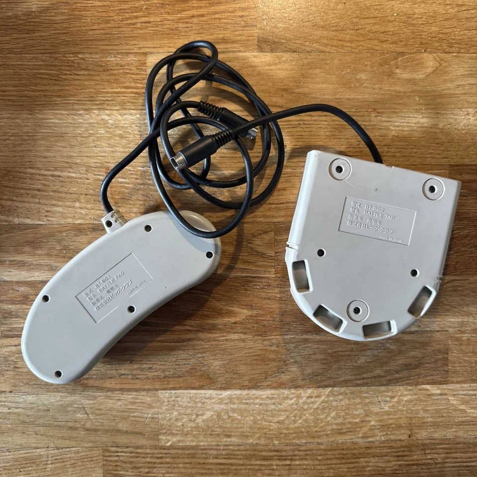PC-Engine BATTLE SET BOXED Multi Tap Controller Pad - Image 3 of 4