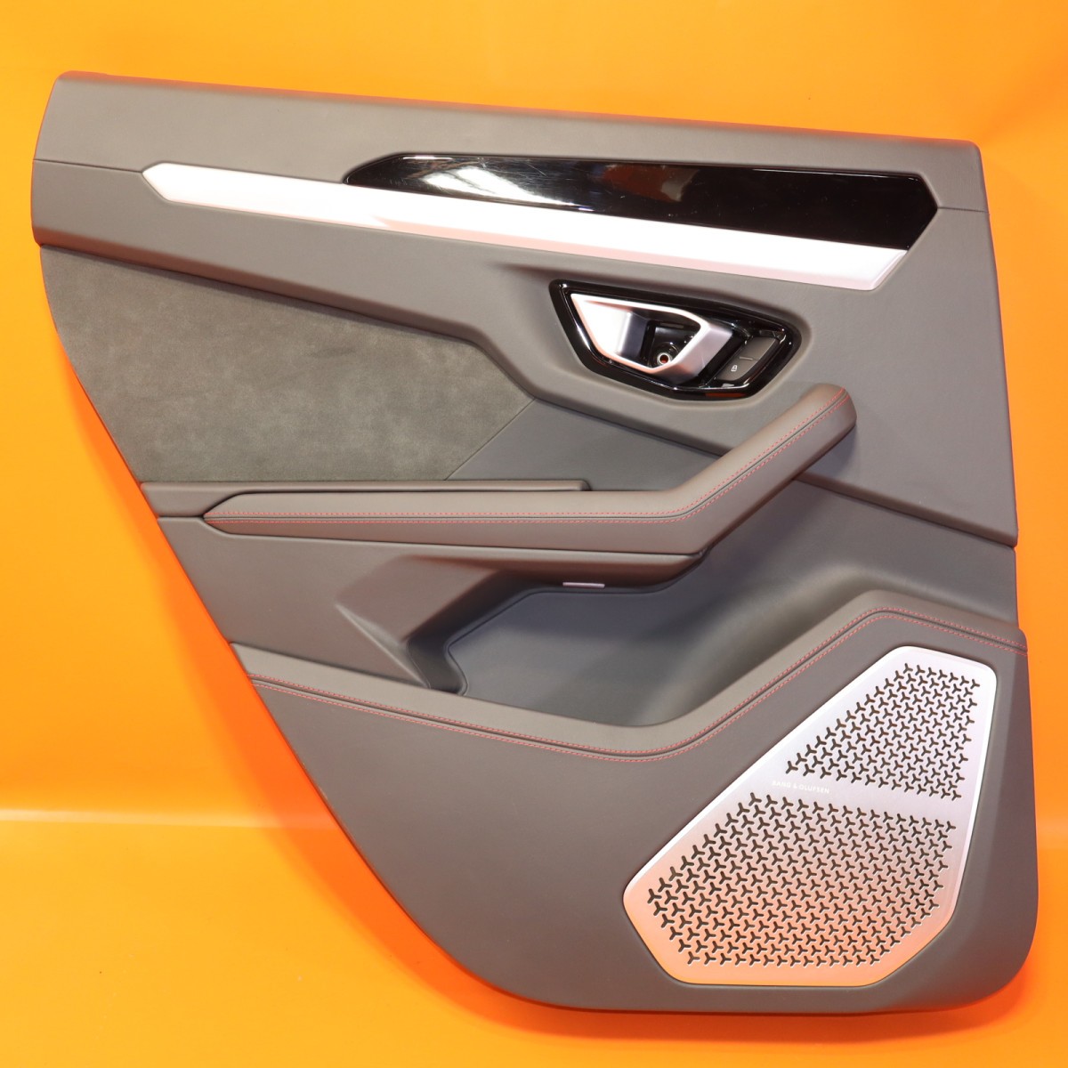 LAMBORGHINI URUS DOOR PANEL LEFT REAR 2019-2021 2022 2023 2024