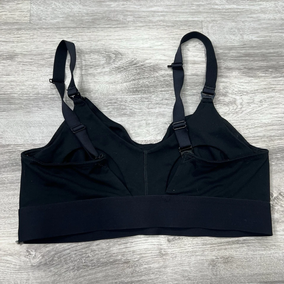 Sujetador de enfermería Fabletics cómodo clip correas ajustables negro pequeño Foto 3 de 4