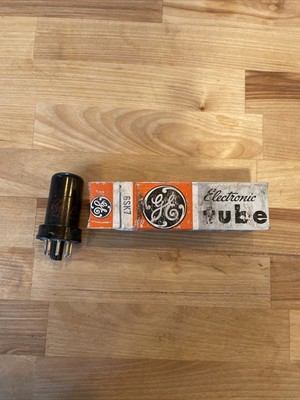 Tube électronique RCA 6SK7 - Lot 1 Pièce NOS (Neuf Old Stock)