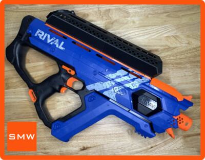 ナーフ　ライバル　ペルセス　赤 Nerf Rival Perses MXIX 5000 Fully Automatic Motorized