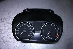 BMW 1er E81 Facelift Tacho Kombiinstrument 9220949-01