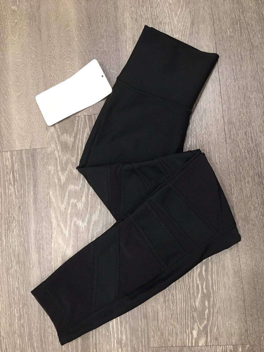🦄NWT Lululemon High Times Pant Size 4 Tech Mesh Black 7/8 🦄NWT Lululemon High Times Pant Size 4 Tech Mesh Black 7/8