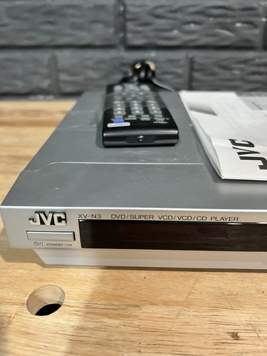 JVC XV-N3SL DVD/SUPER VCD/VCD/CD Player With Remote And Manual - Picture 2 of 6