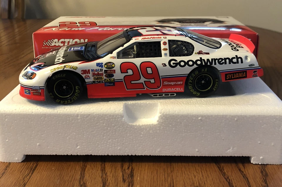 Kevin Harvick #29 GM Goodwrench Atlanta Special 2005 Monte Carlo 1:24 600 ¡Hecho! Foto 4 de 4