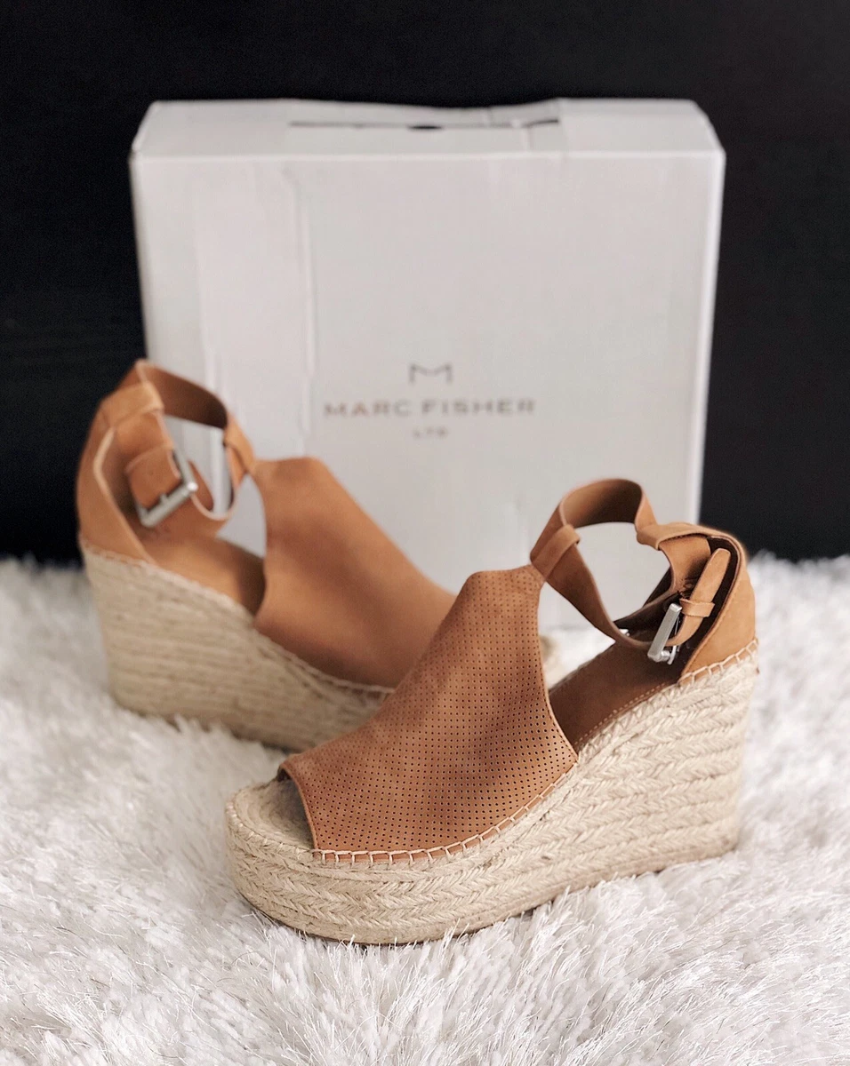 Marc fisher annie wedge best sale