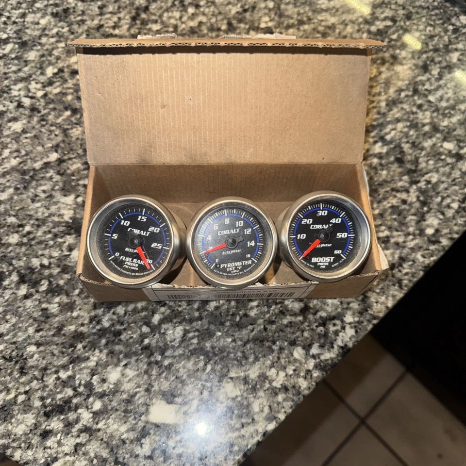 Auto meter cobalt Electric Diesel gauge set 2-1/16" GAUGES ONLY - Image 3 of 4