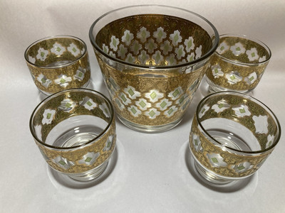 CULVER VALENCIA 4 3/4'' ICE BUCKET & (4) 3 3/8''OLD FASHIONED 10 oz. GLASSES 22K