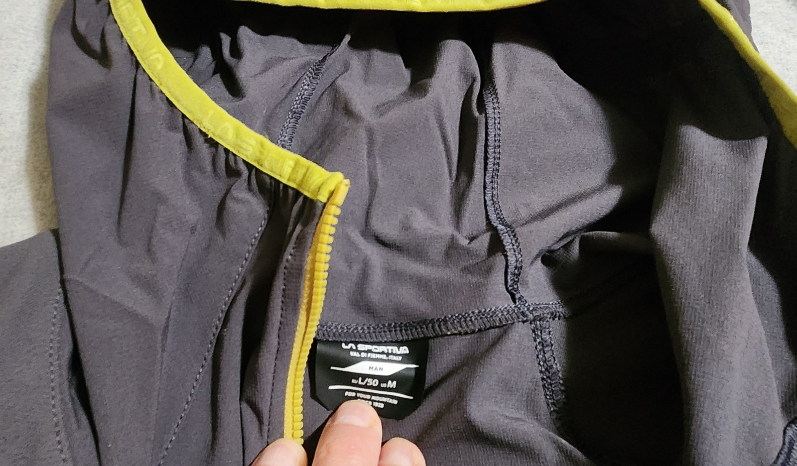 Ls Sportiva Softshell Jacket - Medium - image 2