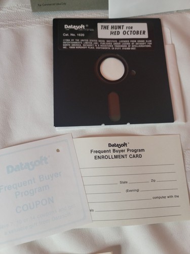 Datasoft The Hunt for Red October for the Commodore 64 128 Manual + POSTER - Picture 7 of 10